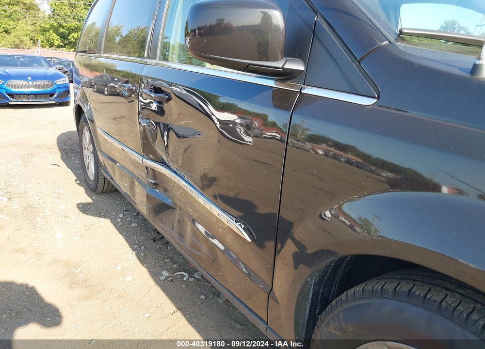 2015 CHRYSLER TOWN & COUNTRY TOURING VIN: 2C4RC1BG7FR595832