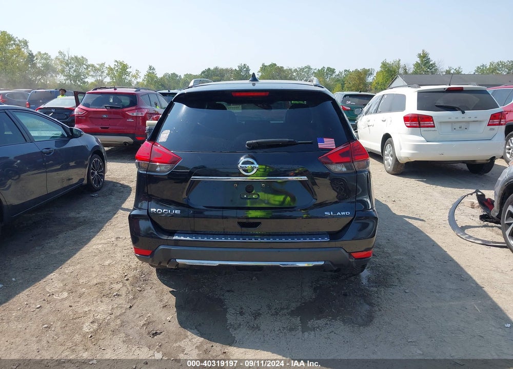 2017 NISSAN ROGUE SL VIN: 5N1AT2MV5HC839080