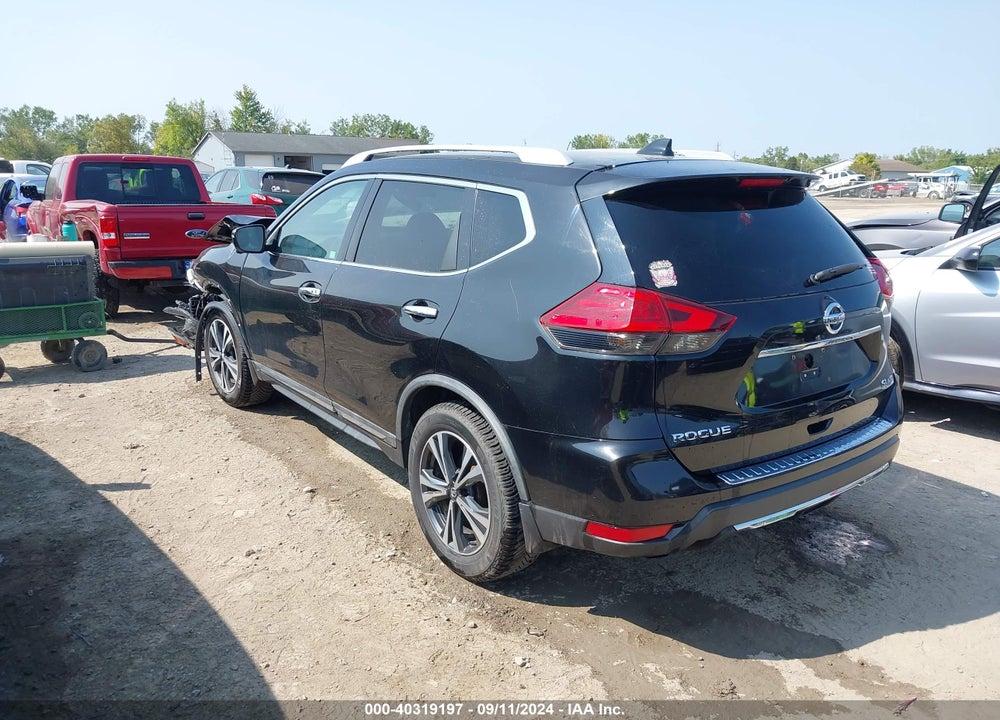 2017 NISSAN ROGUE SL VIN: 5N1AT2MV5HC839080