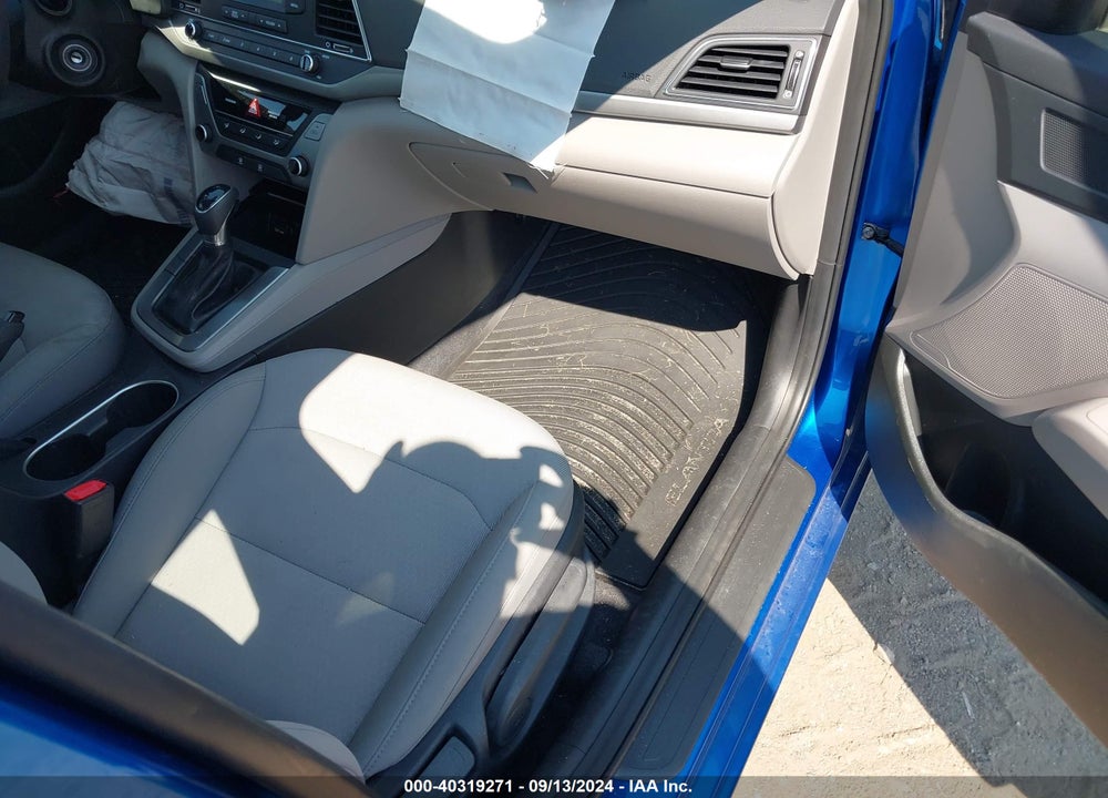 2018 HYUNDAI ELANTRA SE VIN: 5NPD74LF9JH329708
