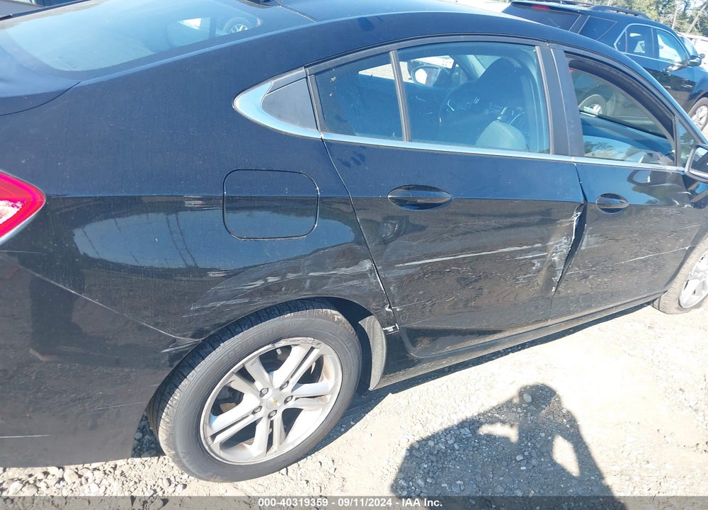 2017 CHEVROLET CRUZE LT AUTO VIN: 1G1BE5SM6H7185609