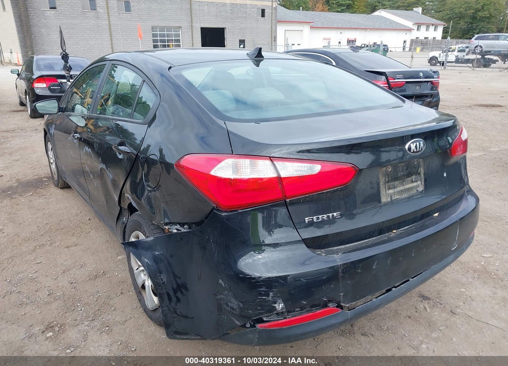 2015 KIA FORTE LX VIN: KNAFK4A60F5334827