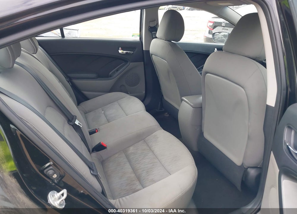 2015 KIA FORTE LX VIN: KNAFK4A60F5334827
