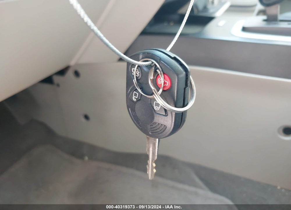 2009 FORD ESCAPE XLS VIN: 1FMCU92779KB19113