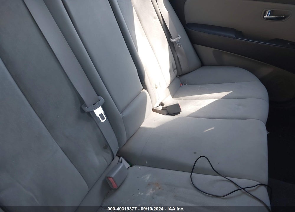 2010 HYUNDAI ELANTRA GLS VIN: KMHDU4AD1AU127909