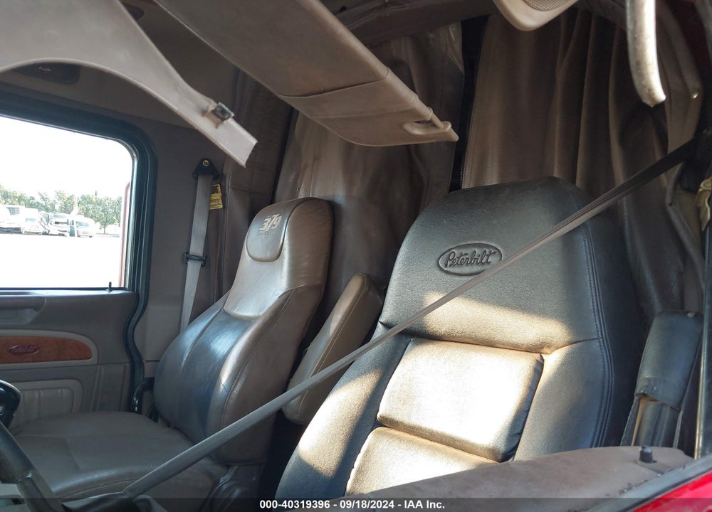 2007 PETERBILT 379 VIN: 1XP5DB9X07D735164