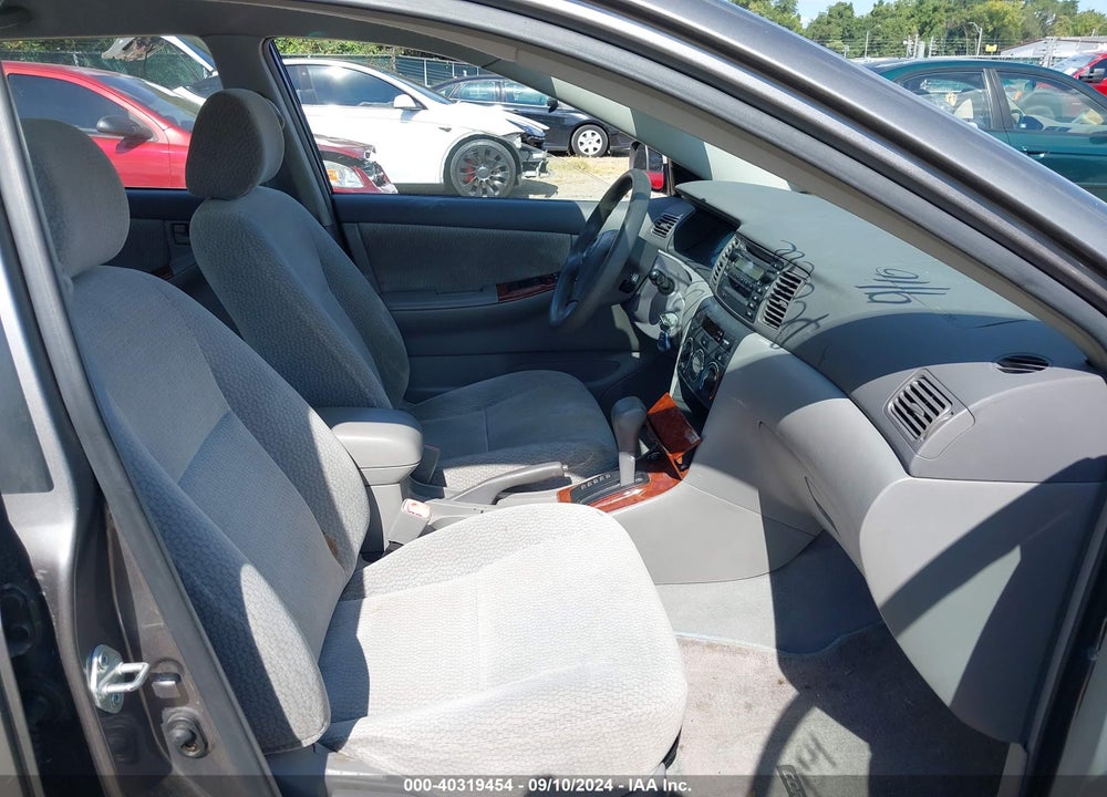 2004 TOYOTA COROLLA LE VIN: 2T1BR38E24C260315