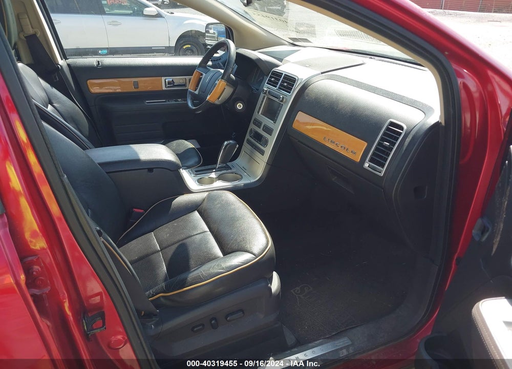 2010 LINCOLN MKX VIN: 2LMDJ8JC5ABJ11942