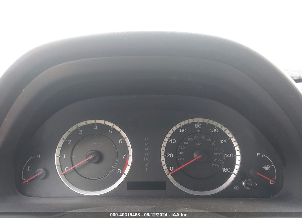 2010 HONDA ACCORD 2.4 EX-L VIN: 1HGCP2F83AA105758