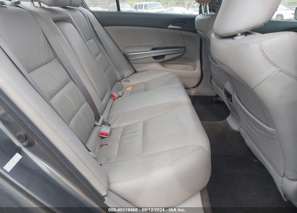 2010 HONDA ACCORD 2.4 EX-L VIN: 1HGCP2F83AA105758