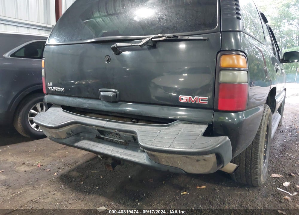 2005 GMC YUKON SLE VIN: 1GKEK13T35R202169