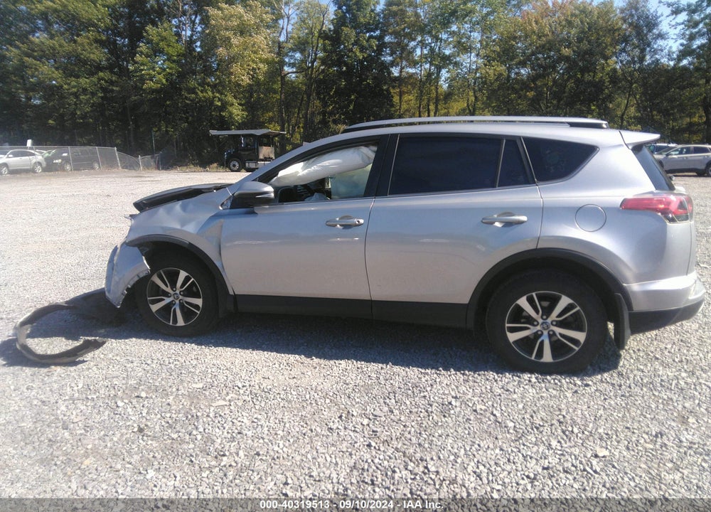 2018 TOYOTA RAV4 XLE VIN: JTMRFREV0JJ202931