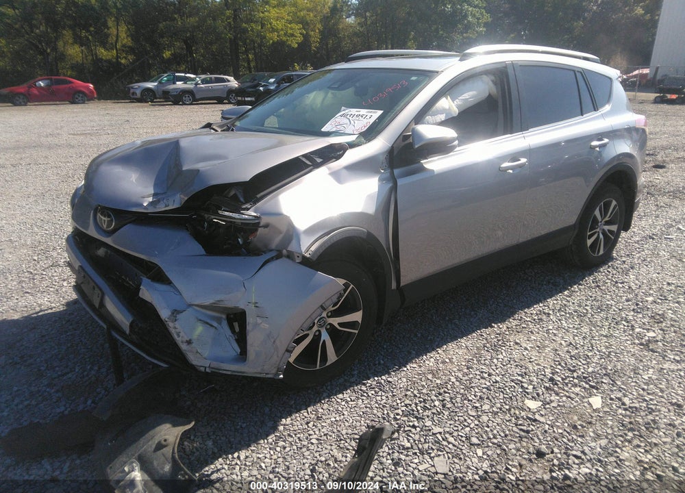 2018 TOYOTA RAV4 XLE VIN: JTMRFREV0JJ202931