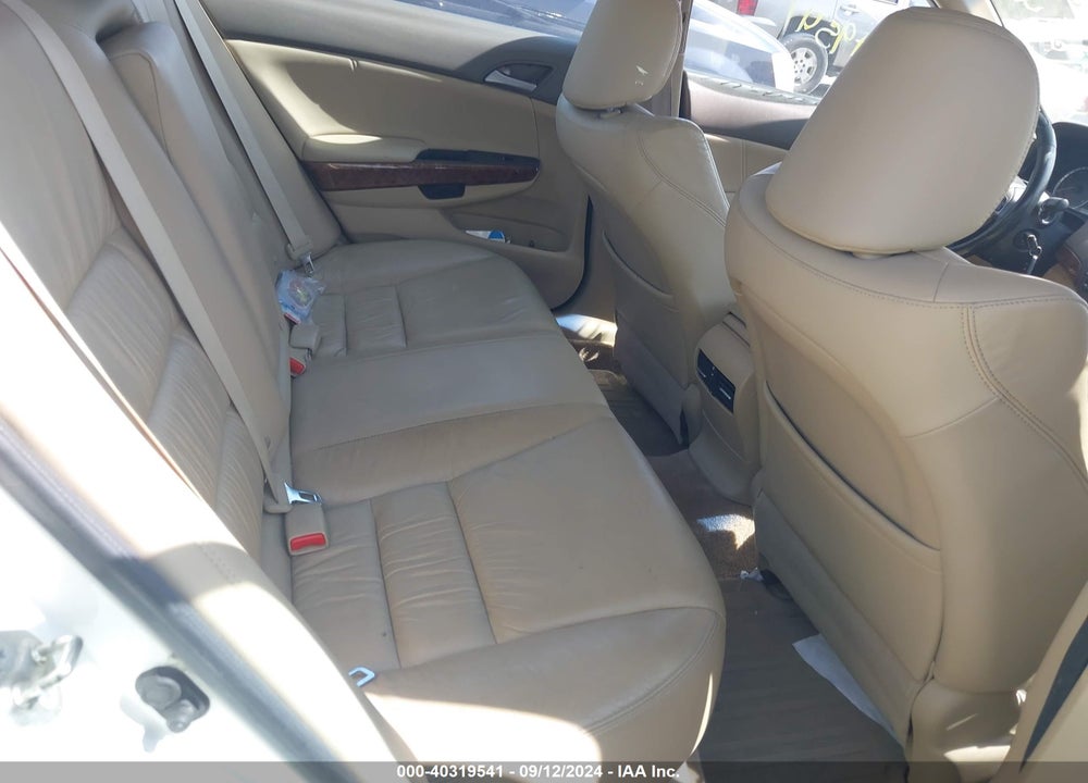 2010 HONDA ACCORD 3.5 EX-L VIN: 1HGCP3F84AA002130