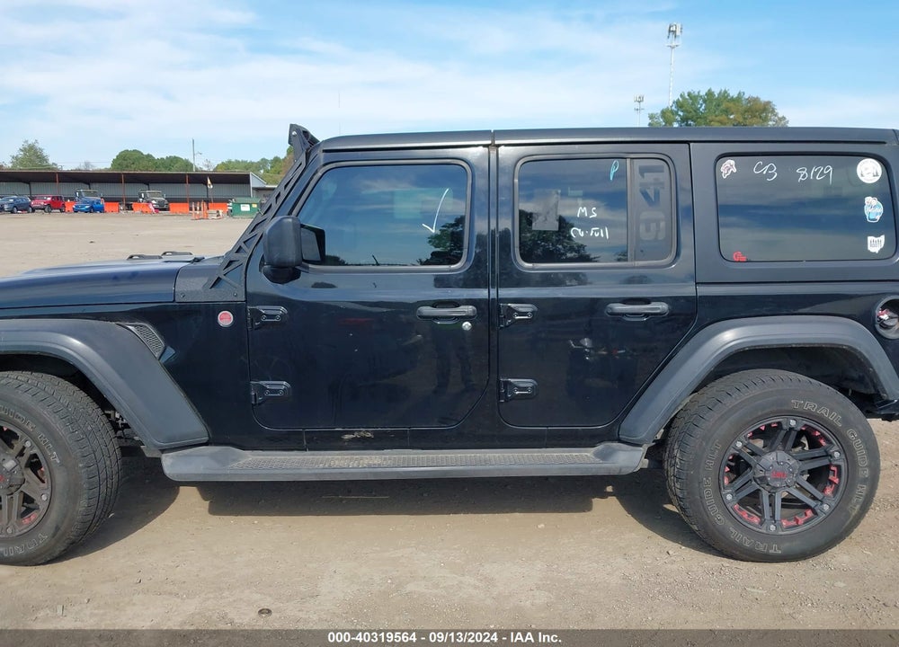 2018 JEEP WRANGLER UNLIMITED SPORT S 4X4 VIN: 1C4HJXDG1JW111607