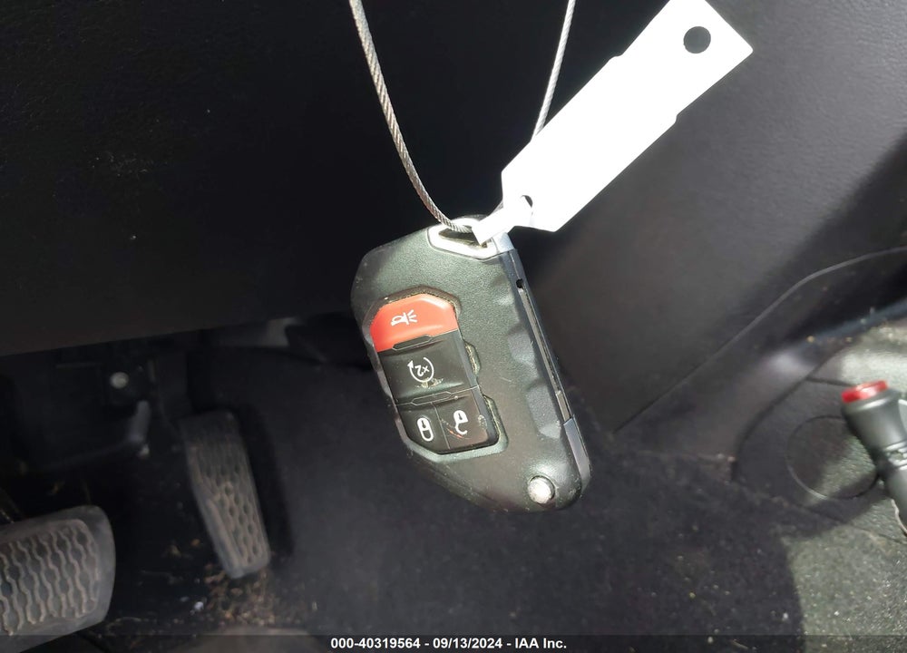 2018 JEEP WRANGLER UNLIMITED SPORT S 4X4 VIN: 1C4HJXDG1JW111607