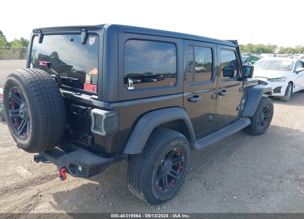 2018 JEEP WRANGLER UNLIMITED SPORT S 4X4 VIN: 1C4HJXDG1JW111607