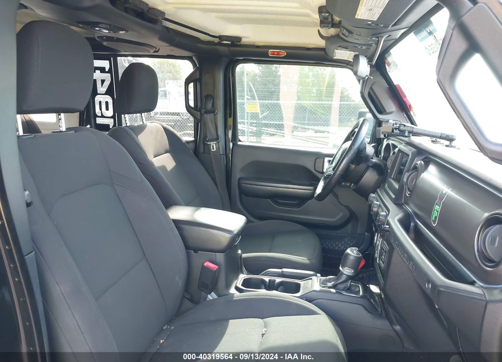 2018 JEEP WRANGLER UNLIMITED SPORT S 4X4 VIN: 1C4HJXDG1JW111607