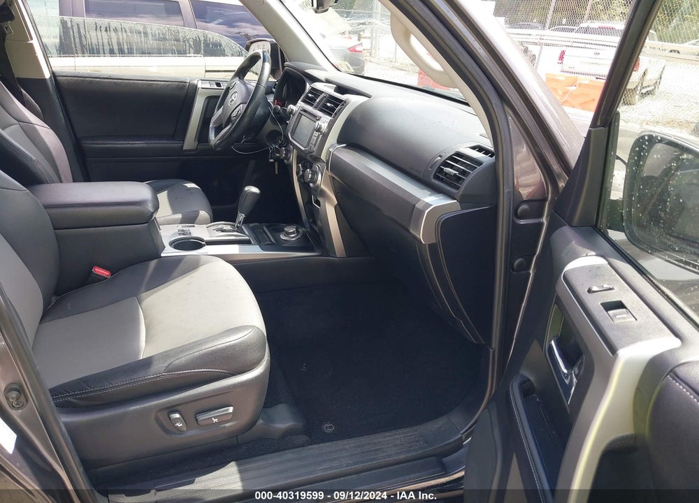 2016 TOYOTA 4RUNNER SR5 PREMIUM VIN: JTEBU5JR8G5308680