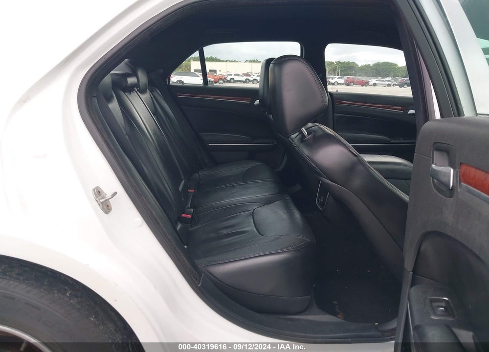 2013 CHRYSLER 300 MOTOWN VIN: 2C3CCAAG0DH702637