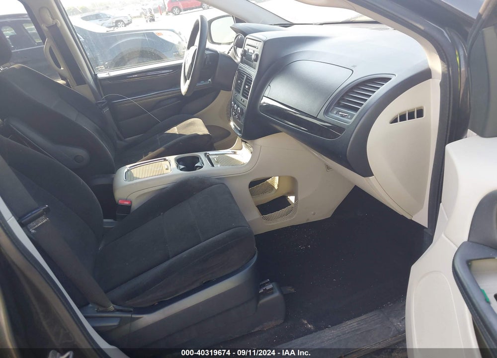 2012 DODGE GRAND CARAVAN SXT VIN: 2C4RDGCG8CR241599