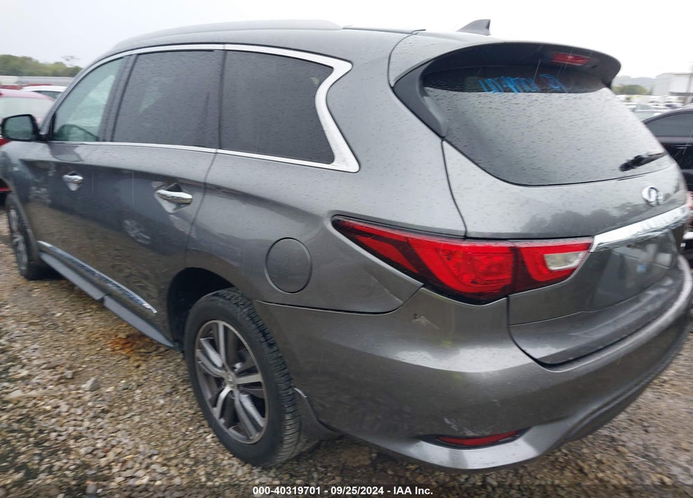 2017 INFINITI QX60 VIN: 5N1DL0MM8HC511032
