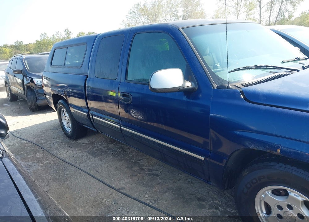 2000 CHEVROLET SILVERADO 1500 LS VIN: 1GCEC19T2YZ160646