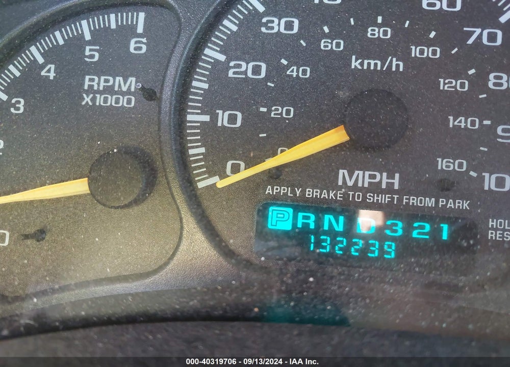 2000 CHEVROLET SILVERADO 1500 LS VIN: 1GCEC19T2YZ160646