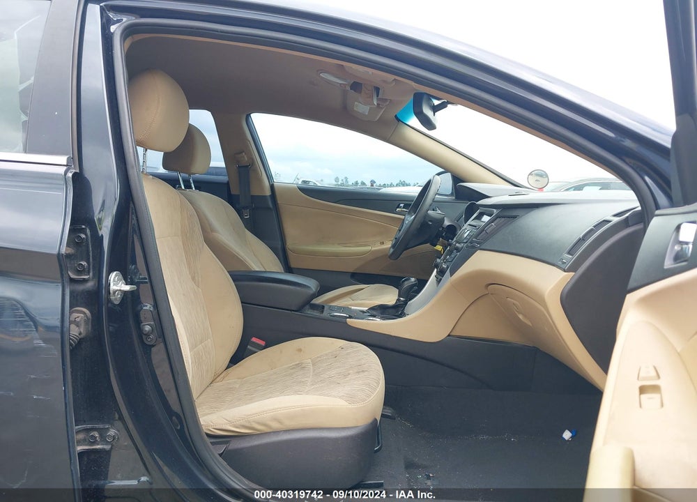 2013 HYUNDAI SONATA GLS VIN: 5NPEB4AC9DH720146