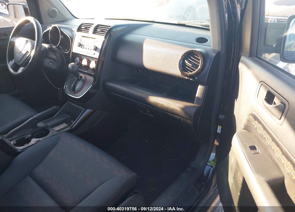 2008 HONDA ELEMENT SC VIN: 5J6YH189X8L008065