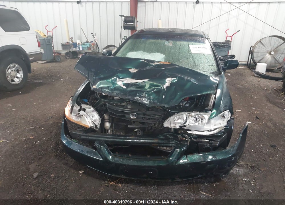 1999 HONDA ACCORD EX V6 VIN: 1HGCG2257XA012519
