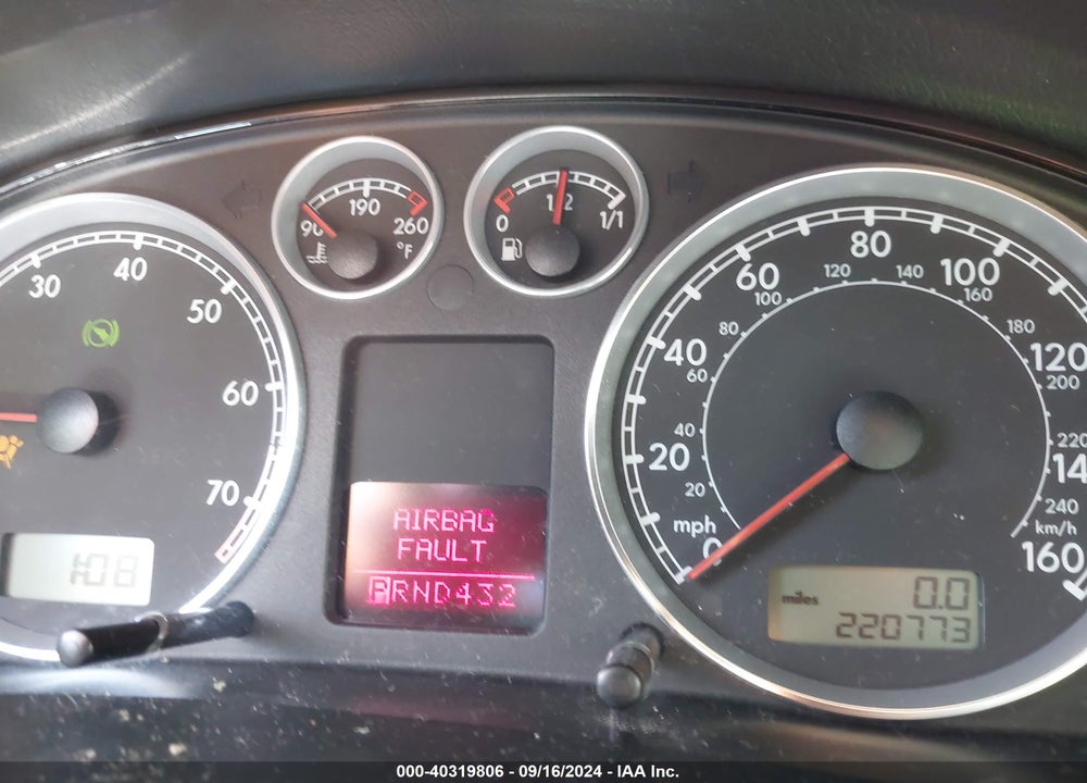 2004 VOLKSWAGEN PASSAT GLS VIN: WVWVD63B24E083725