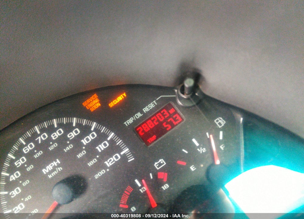 2000 CHEVROLET CAMARO VIN: 2G1FP22K8Y2129543