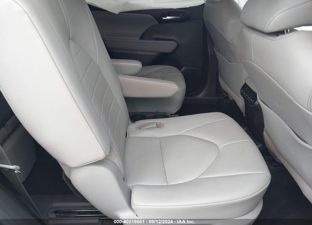 2020 TOYOTA HIGHLANDER HYBRID XLE VIN: 5TDHARAH8LS001150