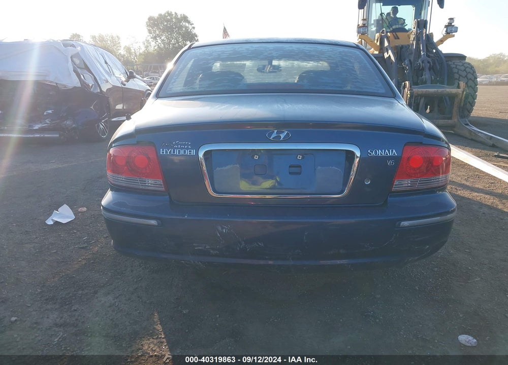 2004 HYUNDAI SONATA GLS/LX VIN: KMHWF35H84A086338