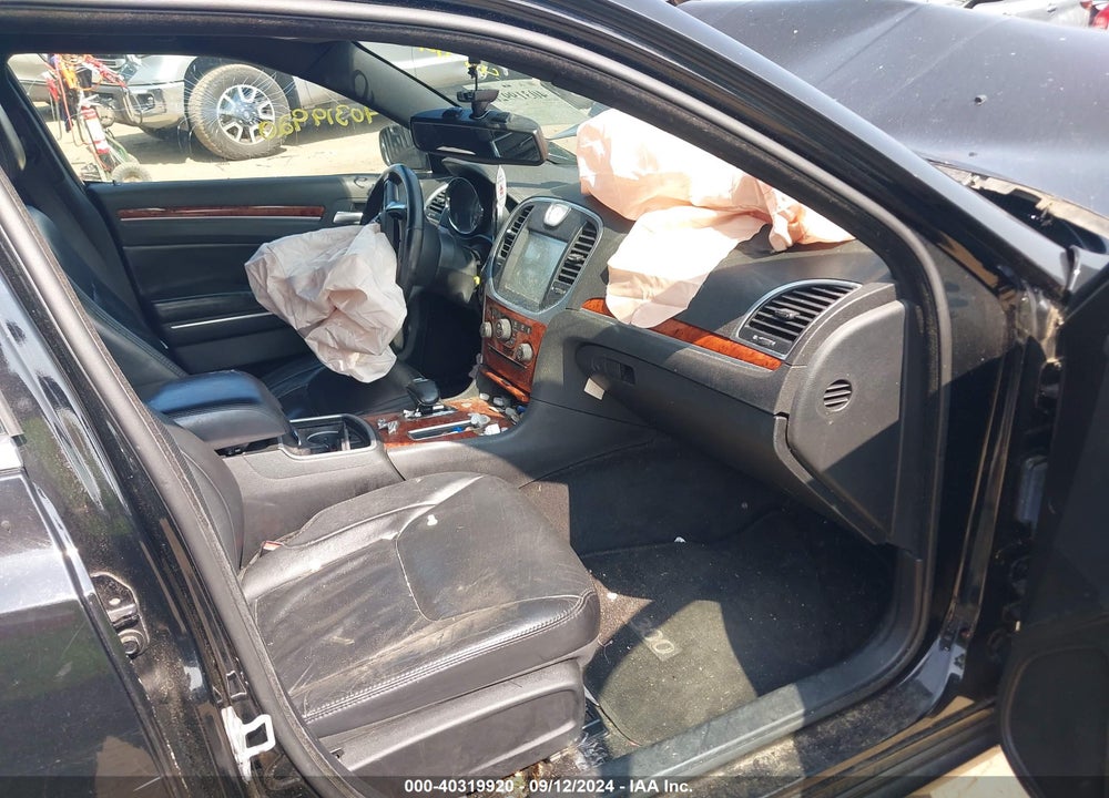 2014 CHRYSLER 300 VIN: 2C3CCAAG3EH289355