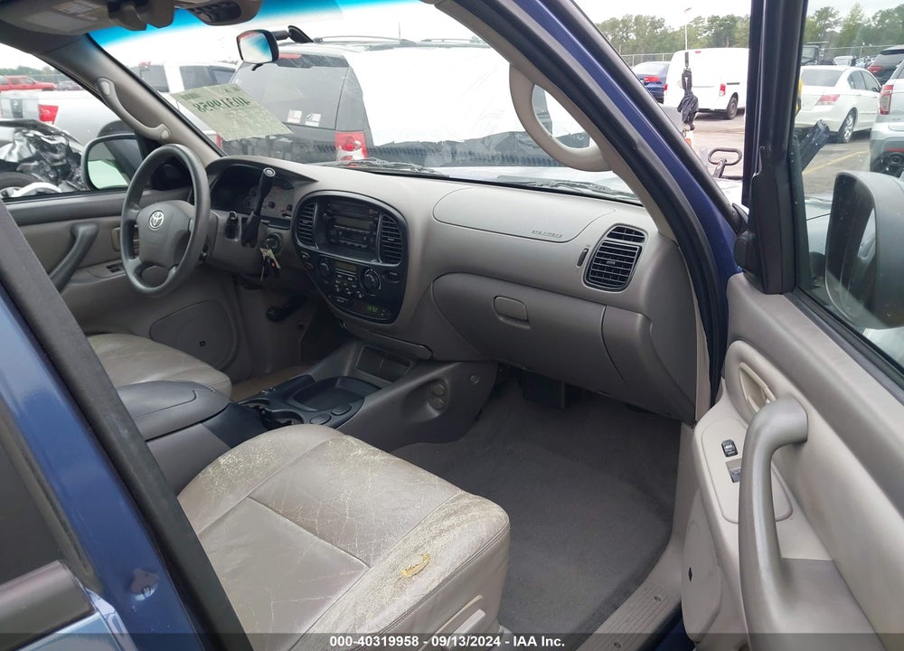 2003 TOYOTA SEQUOIA SR5 V8 VIN: 5TDZT34A23S163608
