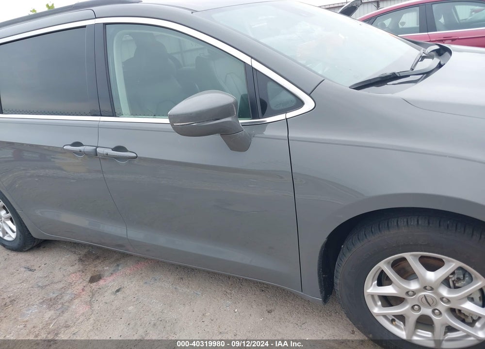 2022 CHRYSLER PACIFICA TOURING L VIN: 2C4RC1BG5NR133171