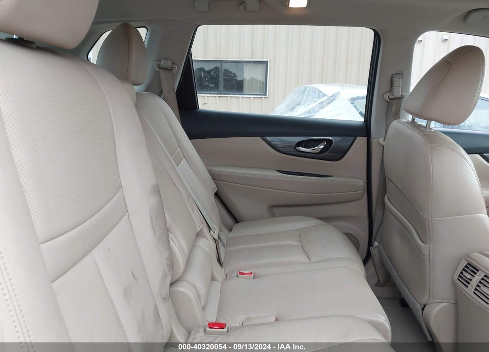 2015 NISSAN ROGUE SL VIN: 5N1AT2MVXFC772683