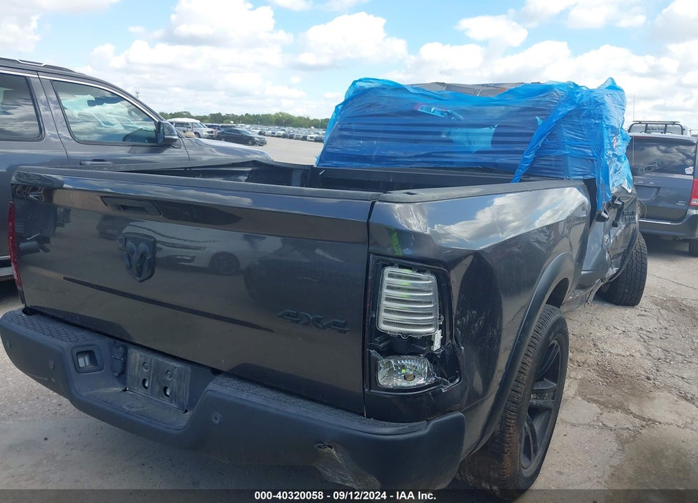 2022 RAM 1500 CLASSIC WARLOCK QUAD CAB 4X4 6'4 BOX VIN: 1C6RR7GG1NS237642