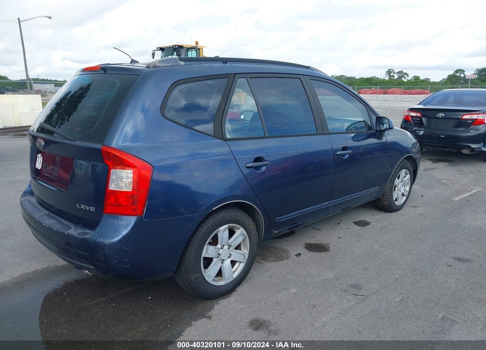 2007 KIA RONDO LX V6 VIN: KNAFG526477084794