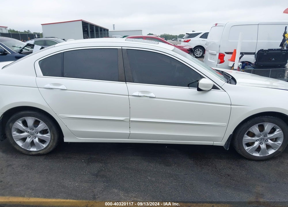 2010 HONDA ACCORD 3.5 EX-L VIN: 1HGCP3F83AA021154