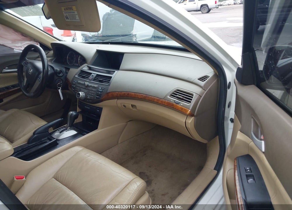 2010 HONDA ACCORD 3.5 EX-L VIN: 1HGCP3F83AA021154