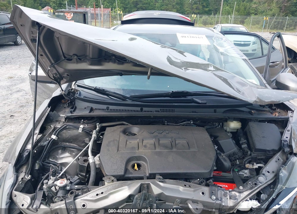 2018 TOYOTA COROLLA LE VIN: 2T1BURHE6JC033870
