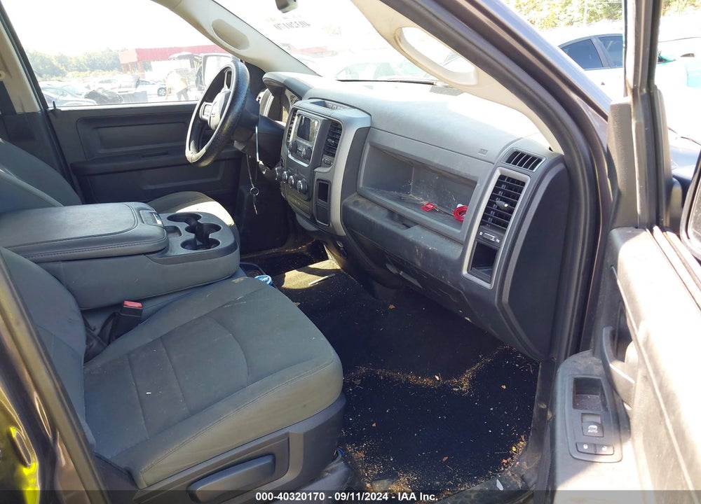 2016 RAM 1500 TRADESMAN VIN: 1C6RR7KM1GS214118