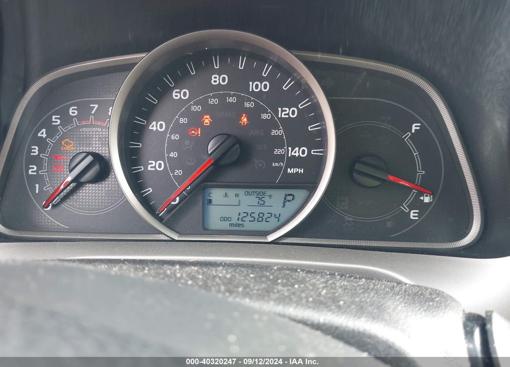 2015 TOYOTA RAV4 XLE VIN: 2T3WFREV9FW133216