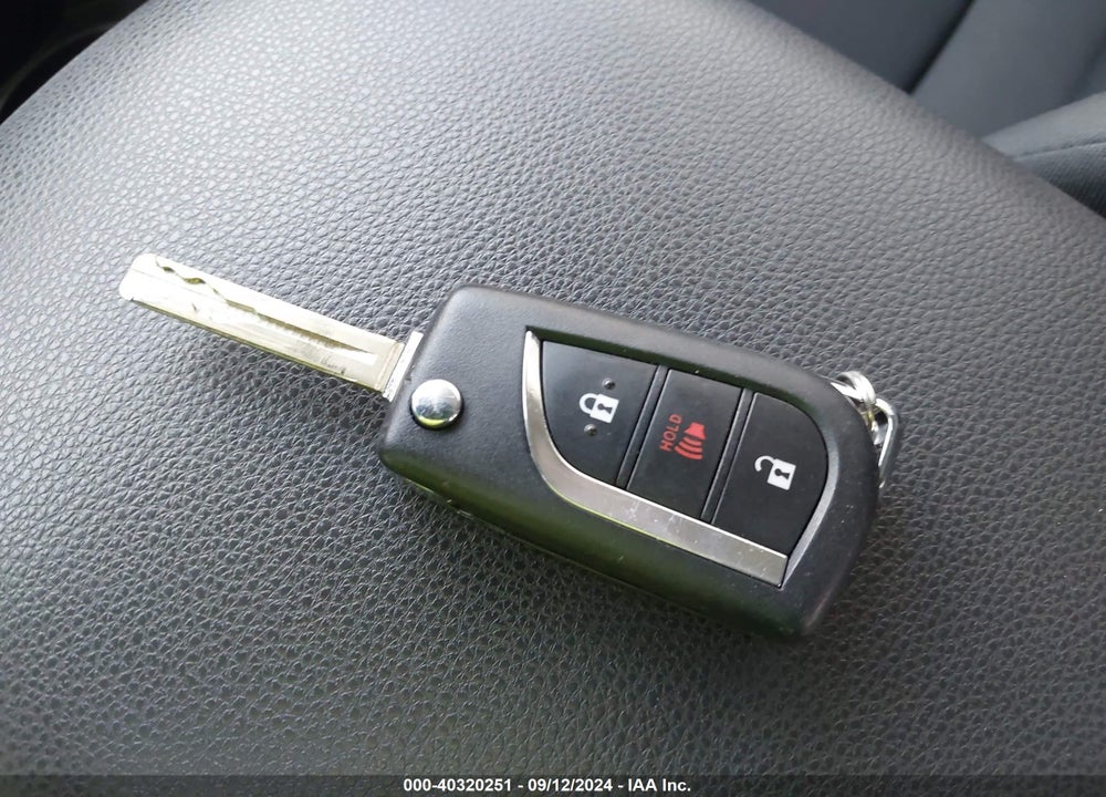 2022 TOYOTA RAV4 HYBRID VIN: JTMLWRFV8ND569536