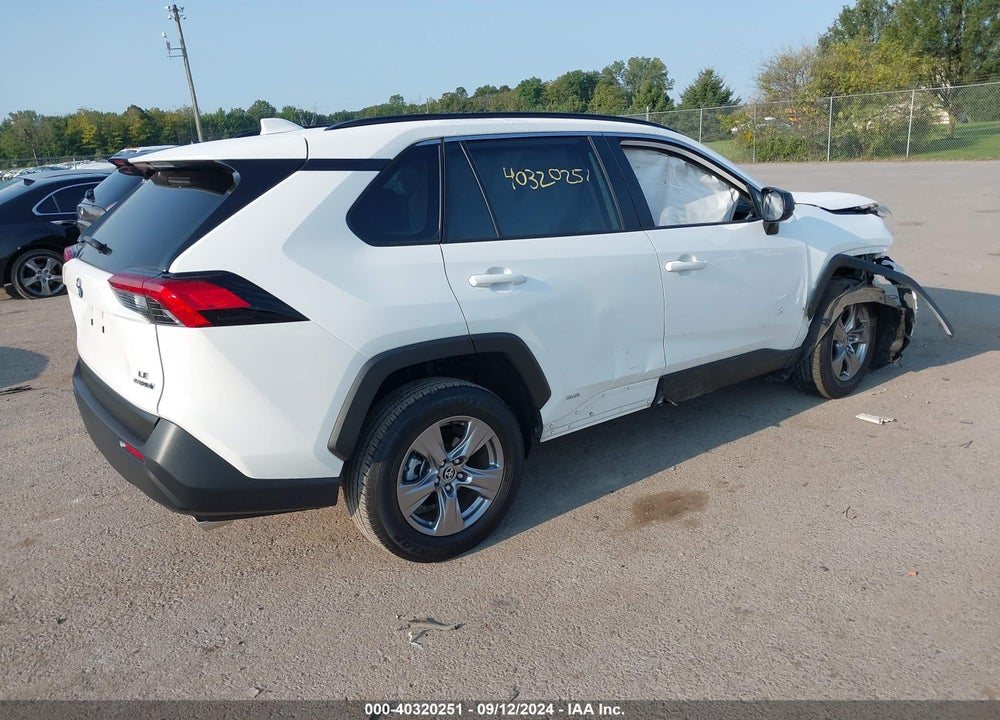 2022 TOYOTA RAV4 HYBRID VIN: JTMLWRFV8ND569536