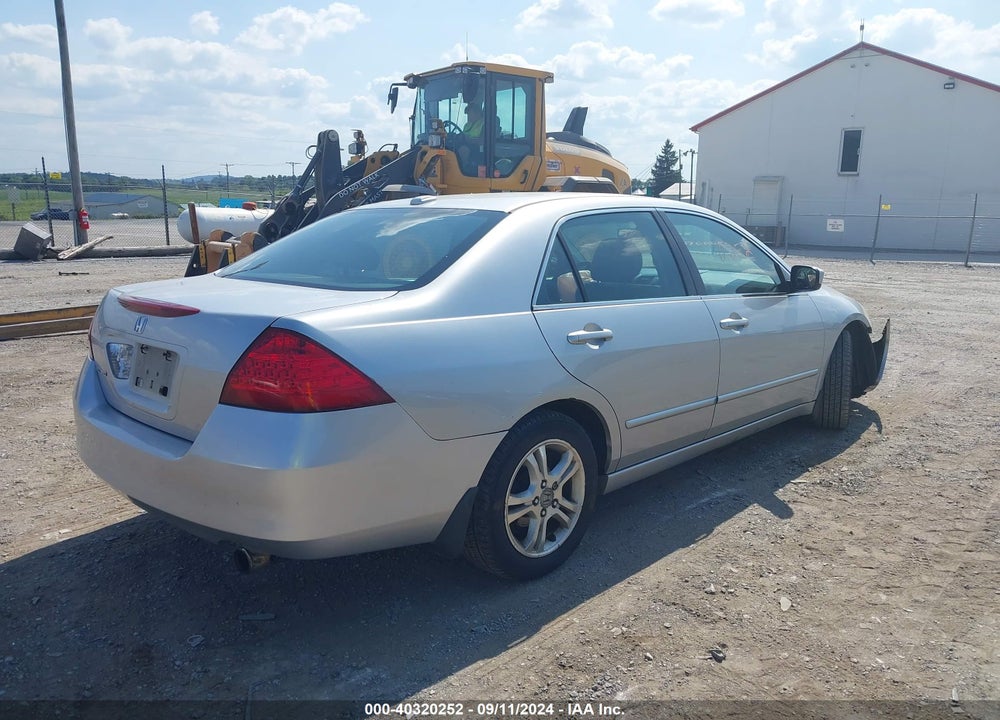 2006 HONDA ACCORD 2.4 EX VIN: 1HGCM56816A040927