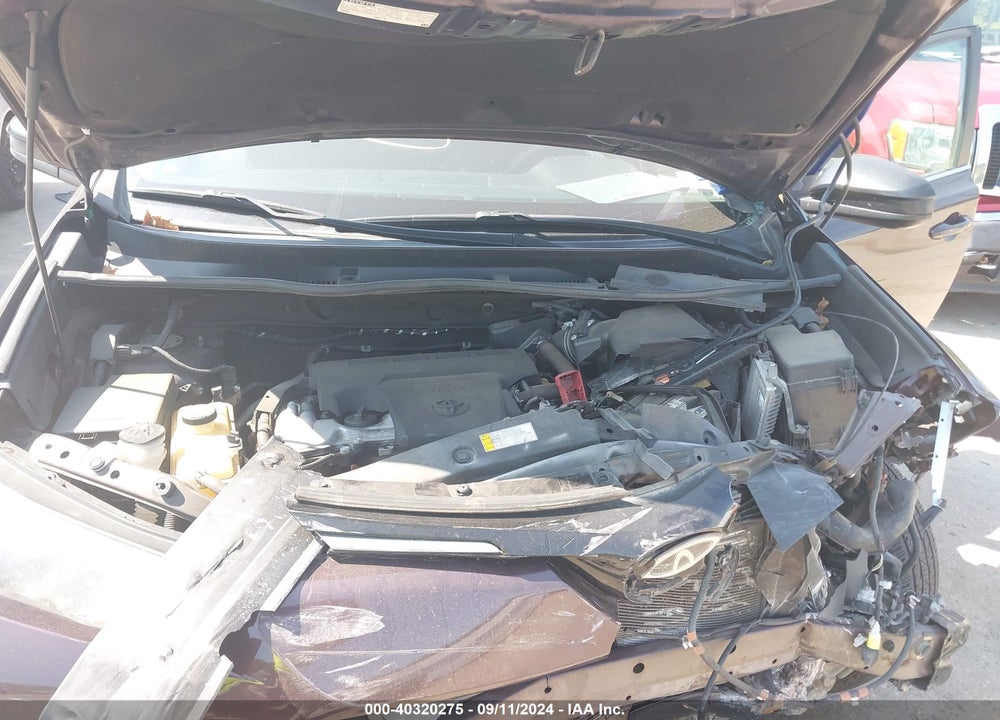2017 TOYOTA RAV4 LE VIN: 2T3BFREV2HW662430